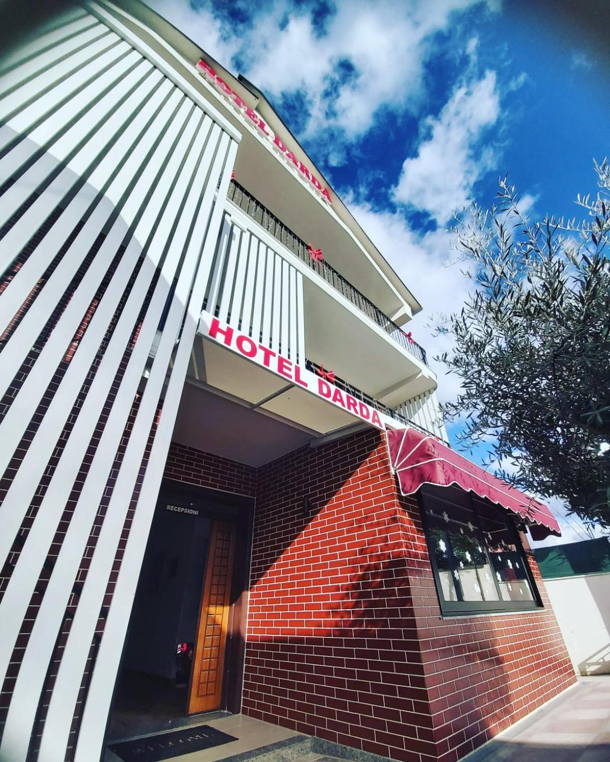 Hotel Darda Kamez Exterior photo